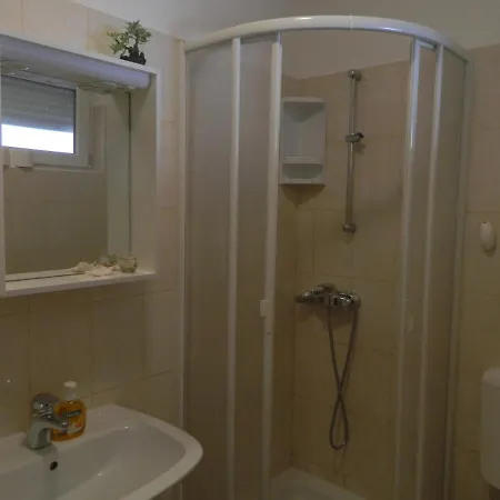 House With A Parking Space - 13883 別荘 ザダル