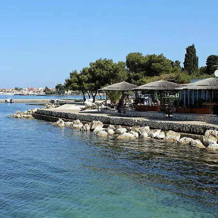 Hébergement de vacances House With A Parking Space - 13883 Zadar