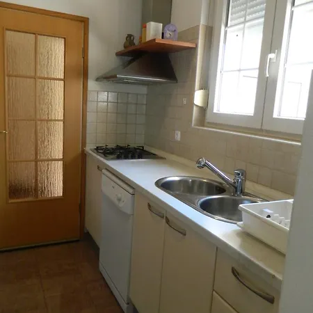 House With A Parking Space - 13883 Σπίτι διακοπών *