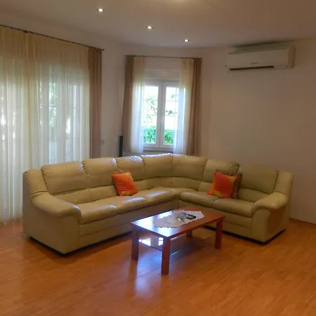 House With A Parking Space - 13883 Σπίτι διακοπών Ζαντάρ