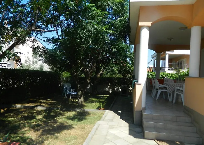 Hébergement de vacances House With A Parking Space - 13883 Zadar