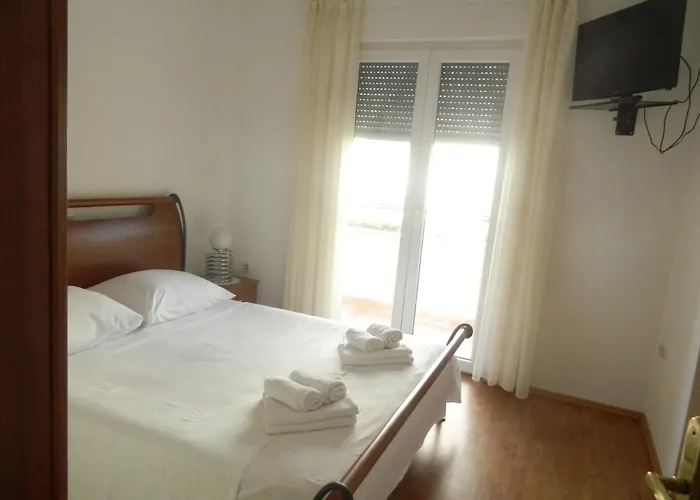 House With A Parking Space - 13883 Zadar